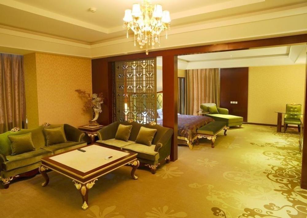 Gansu International Hotel Ланжоу Екстериор снимка