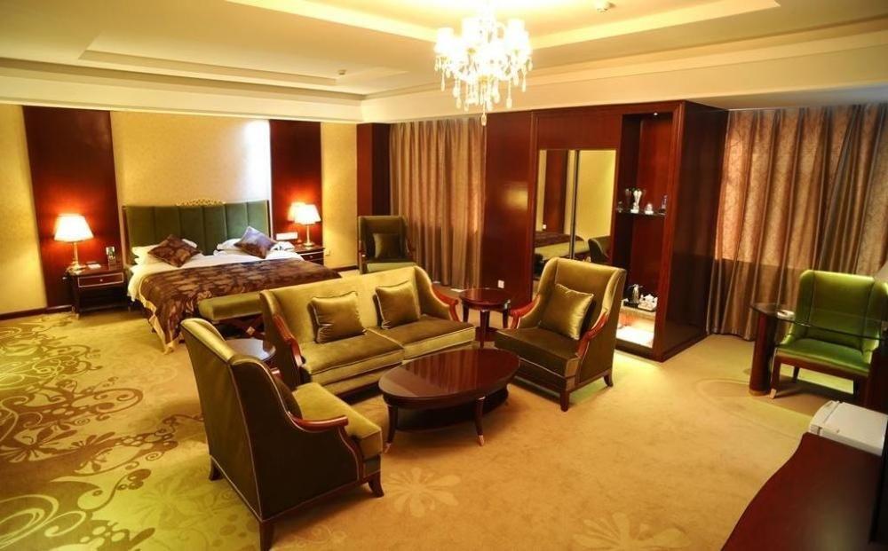 Gansu International Hotel Ланжоу Екстериор снимка