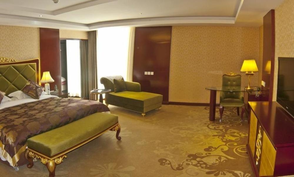 Gansu International Hotel Ланжоу Екстериор снимка